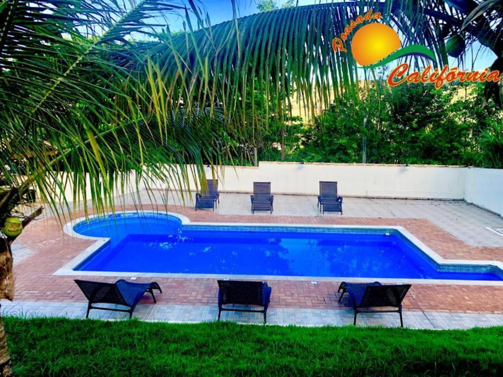 Pousada California Hotel กาปีตอลิโอ ภายนอก รูปภาพ